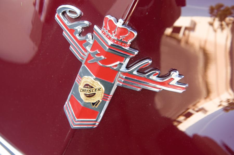  Chrysler Town & Country Sedan 1947 года  (фото 43 из 61)